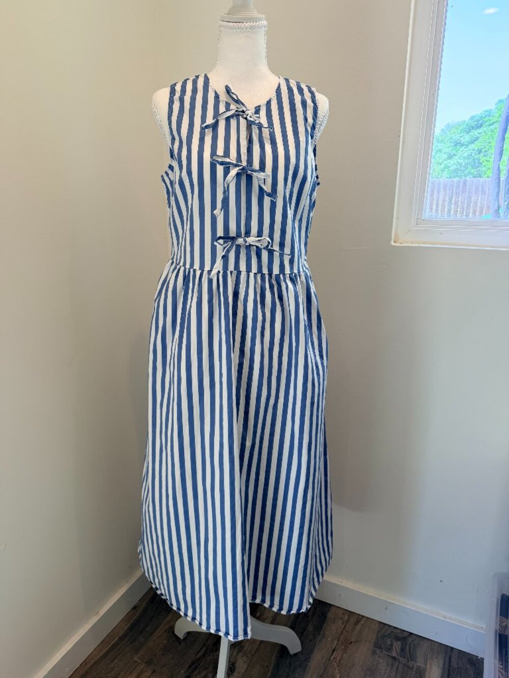 Joie Coquette‎ Cottage Blue and White Stripped Maxi Dress Size Large